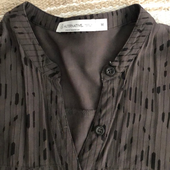*Rare* Alternative Apparel work blouse - Picture 4 of 5